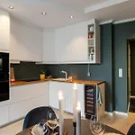 New! I Modern Comfort In The Heart Of