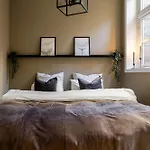 New! I Modern Comfort In The Heart Of 아파트 *