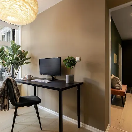 New! I Modern Comfort In The Heart Of Daire Bergen