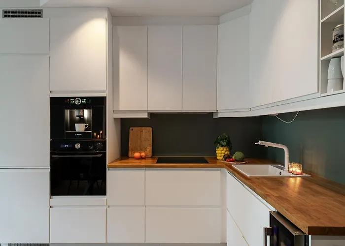 Leilighet New! I Modern Comfort In The Heart Of *